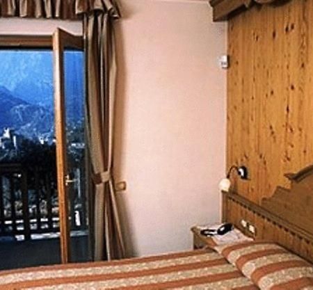 Hotel Lo Fleye Сен-Пиер Екстериор снимка
