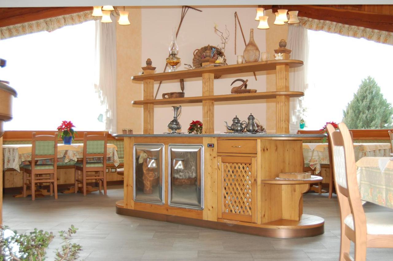 Hotel Lo Fleye Сен-Пиер Екстериор снимка