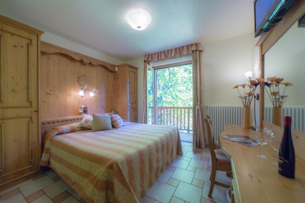 Hotel Lo Fleye Сен-Пиер Екстериор снимка